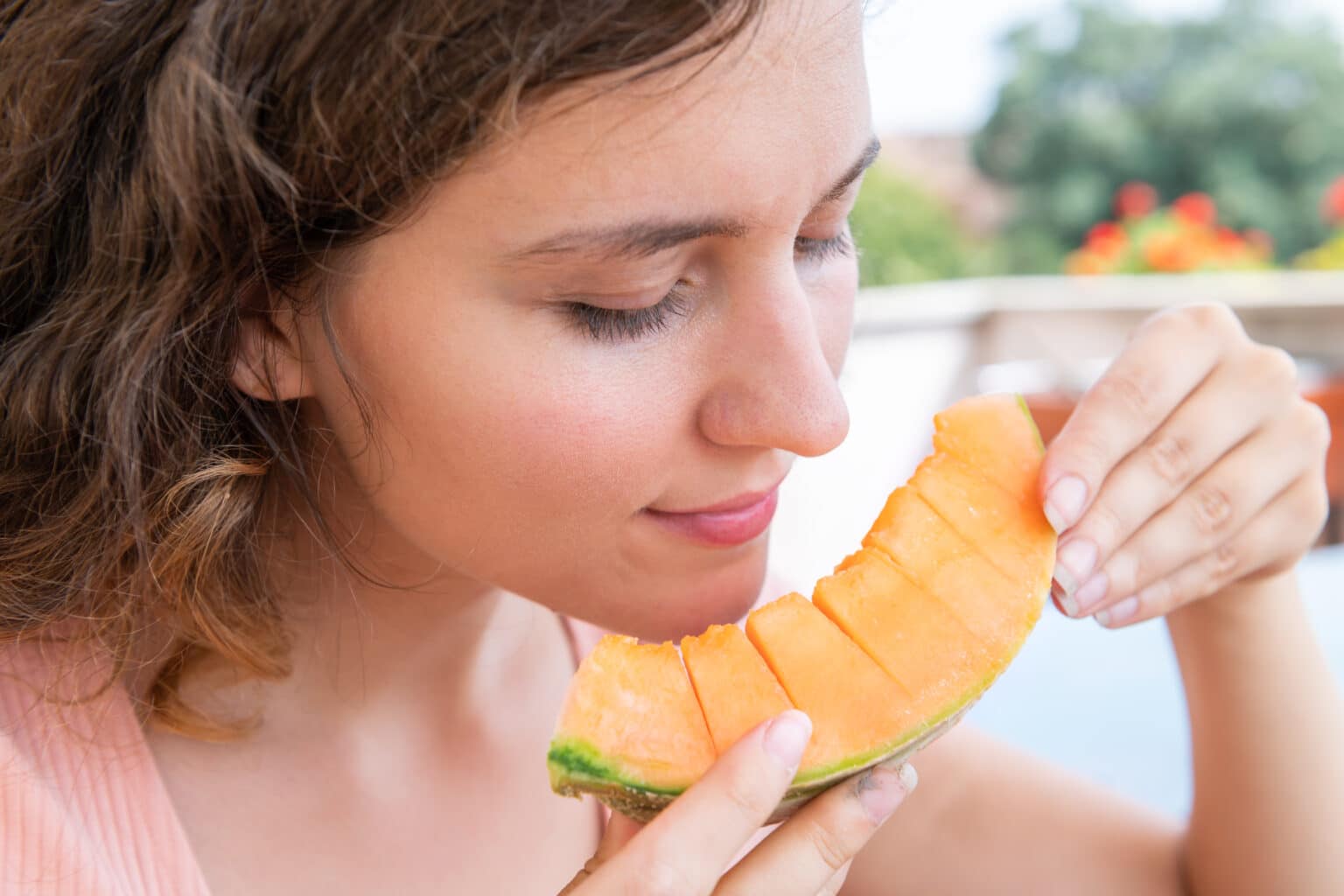 Whole, Fresh Cantaloupes Hospitalize 17 With Salmonella