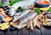 Brote de salmonela causado por productos del mar vinculados a más de 100 enfermedades en 14 estados.