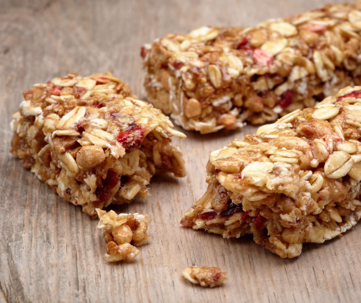 Riverside Natural Foods Recalls Select MadeGood Granola Bars Due to Potential Contamination with Metal Pieces
