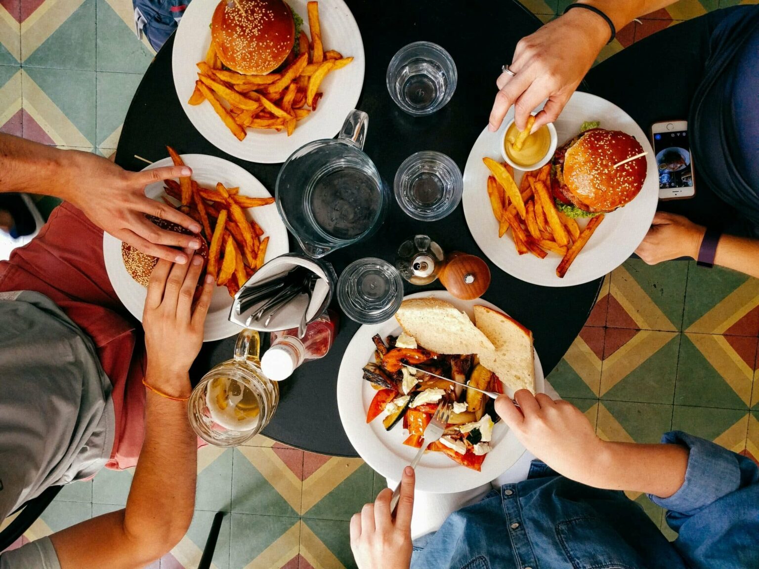 Tips for Safely Transporting Restaurant Leftovers to Prevent Food Poisoning Tips for Safely Transporting Restaurant Leftovers to Prevent Food Poisoning