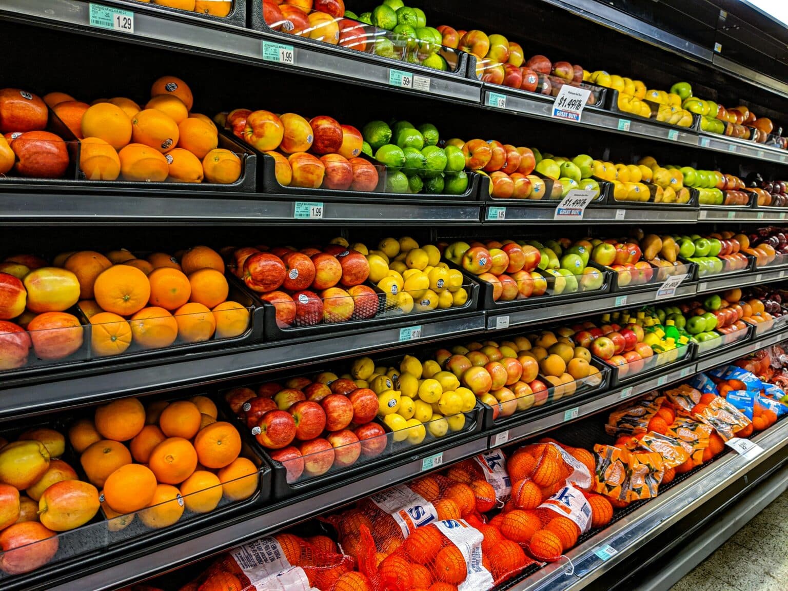 The Most Dangerous Place in Your Grocery Store (It’s Not Where You Think)