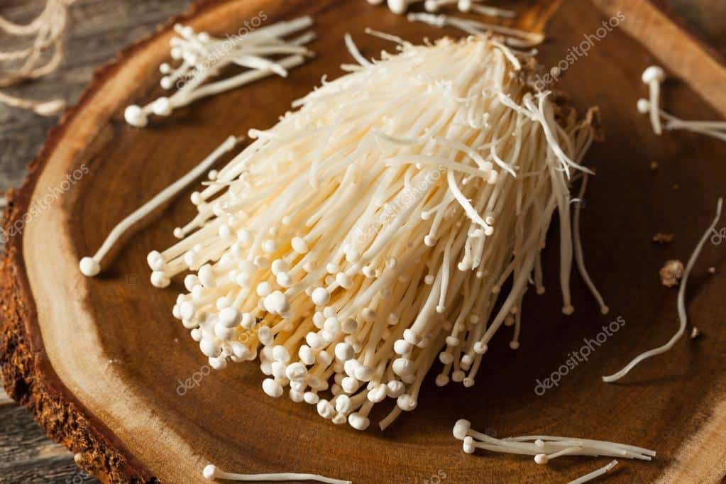 Canada Recalls Enoki Mushrooms Over Listeria Danger Canada Recalls Enoki Mushrooms Over Listeria Danger