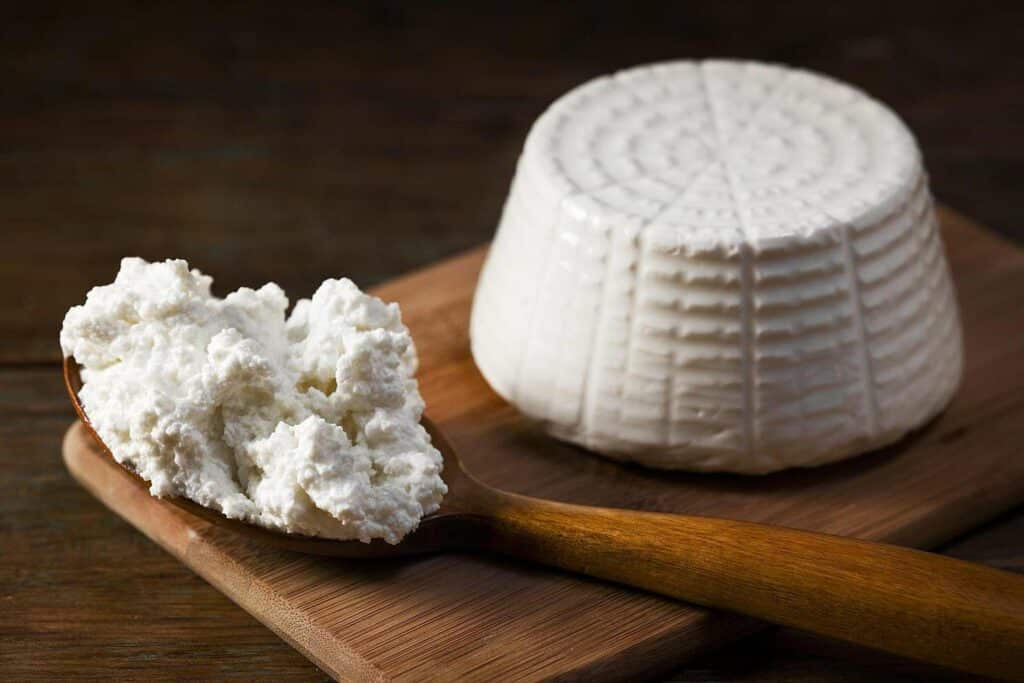 8 Sickened, 1 Dead in Listeria Outbreak Linked to Soft Ricotta Cheese 8 Sickened, 1 Dead in Listeria Outbreak Linked to Soft Ricotta Cheese