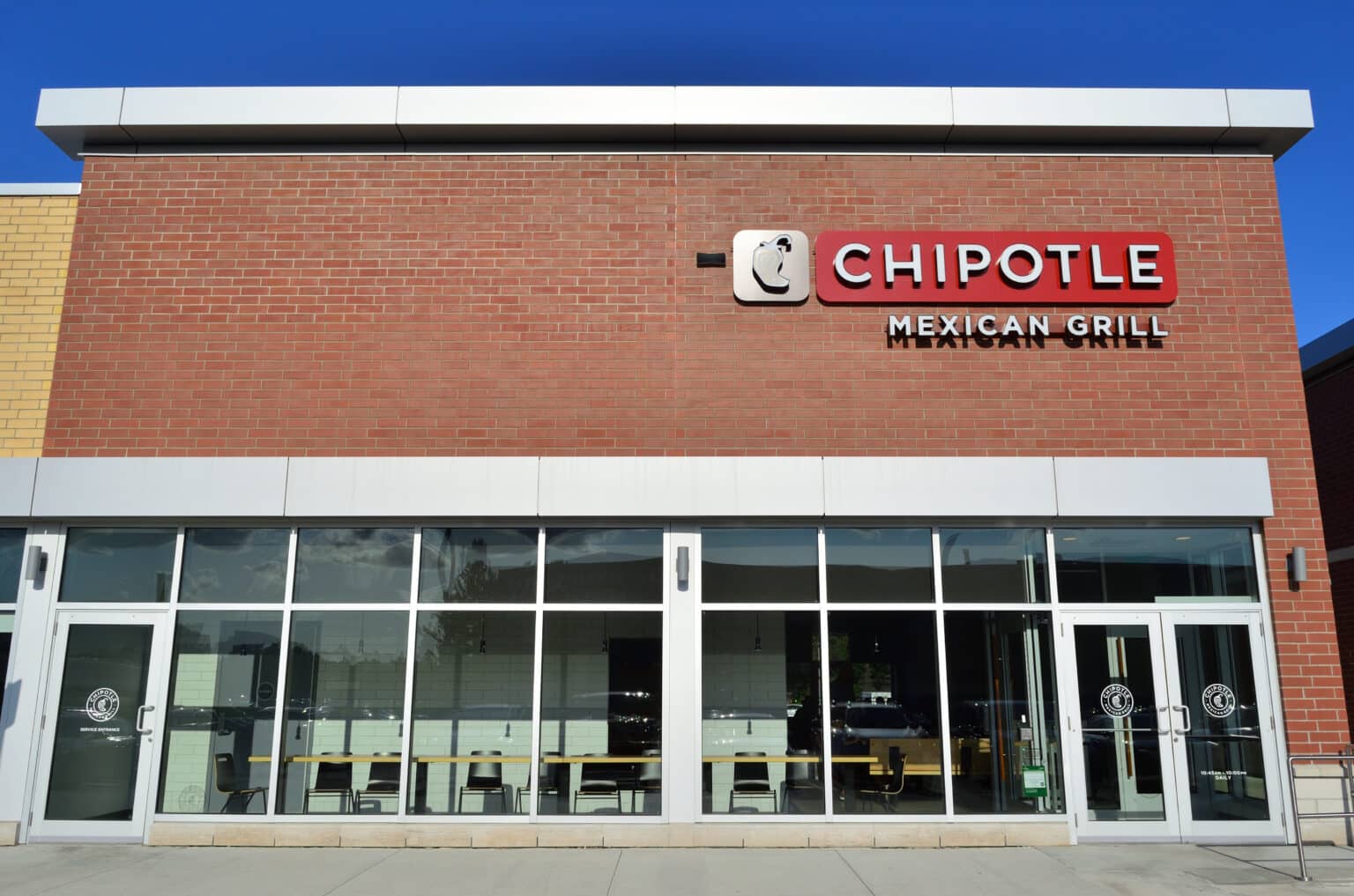 First Lawsuit Filed Against Chipotle in Salmonella Outbreak Linked to Tainted Jalapeños; Sixteen-Year-Old Diagnosed with Ulcerative Colitis After Eating at a Local Chipotle Restaurant First Lawsuit Filed Against Chipotle in Salmonella Outbreak Linked to Tainted Jalapeños; Sixteen-Year-Old Diagnosed with Ulcerative Colitis After Eating at a Local Chipotle Restaurant